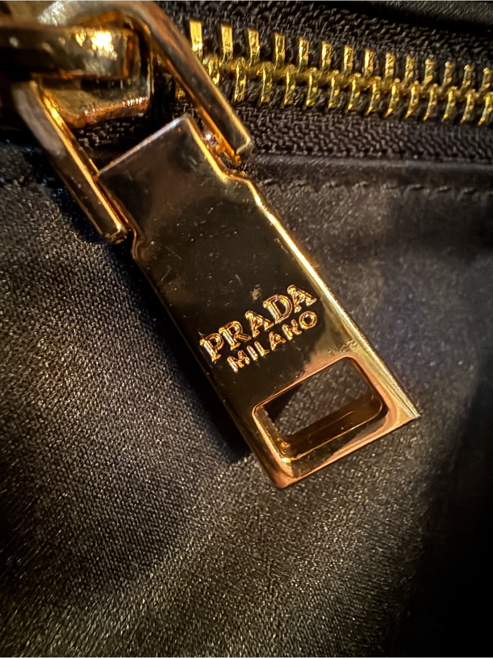 PRADA Sequin Tote Bag Nylon Black & Hot Pink with zip pocket inside - Picture 7 of 9
